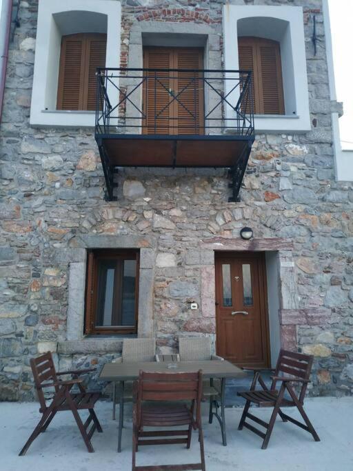 Mármaron Two-Storey House In Kardamyla מראה חיצוני תמונה
